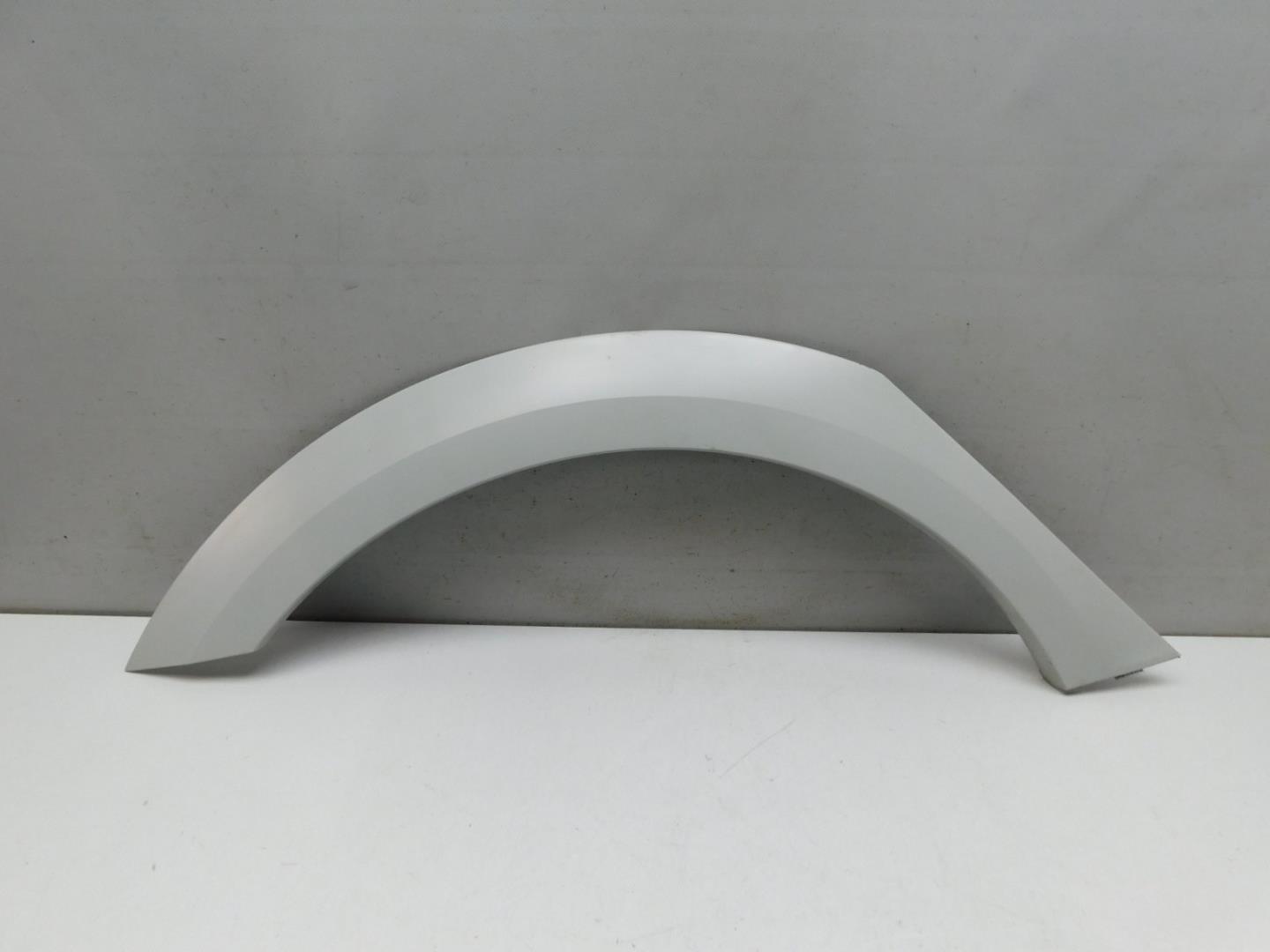 Накладка заднего крыла правого