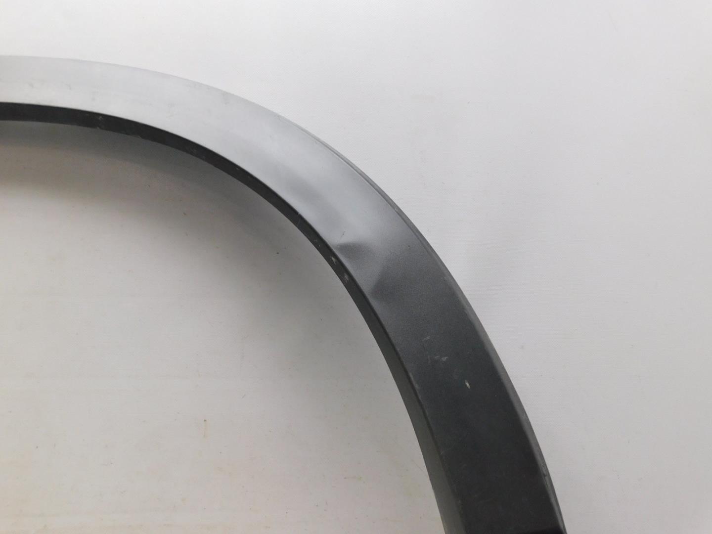 Накладка заднего крыла правого