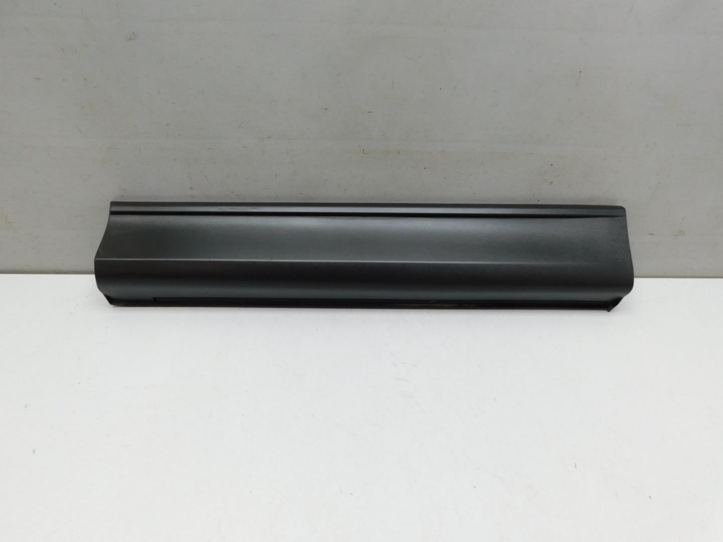 Накладка двери задней правой