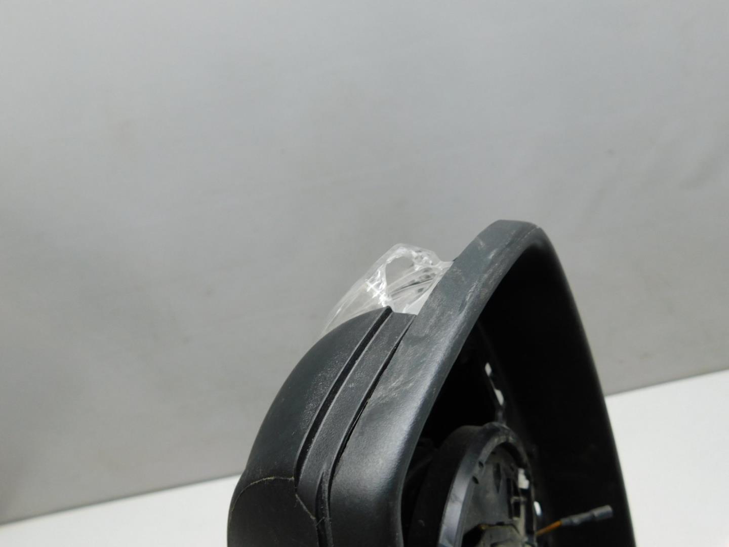 Зеркало левое электрическое