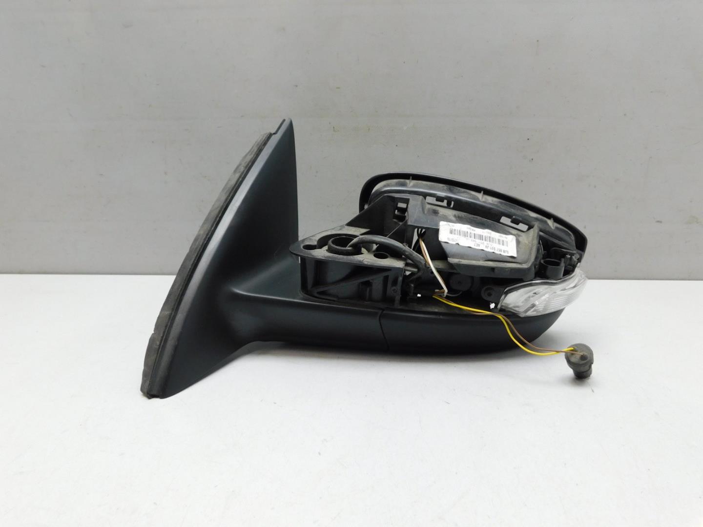 Зеркало левое электрическое