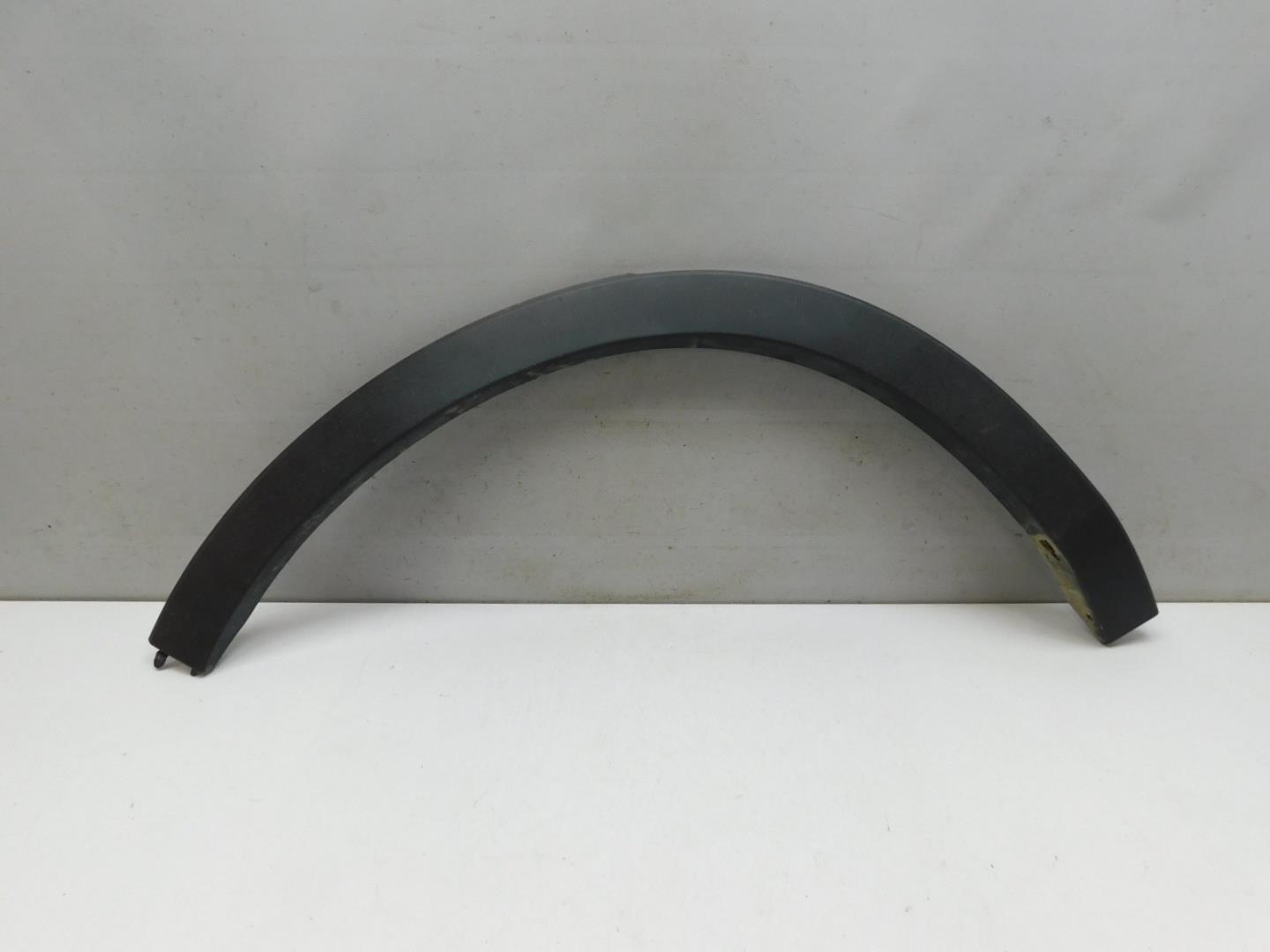 Накладка заднего крыла правого