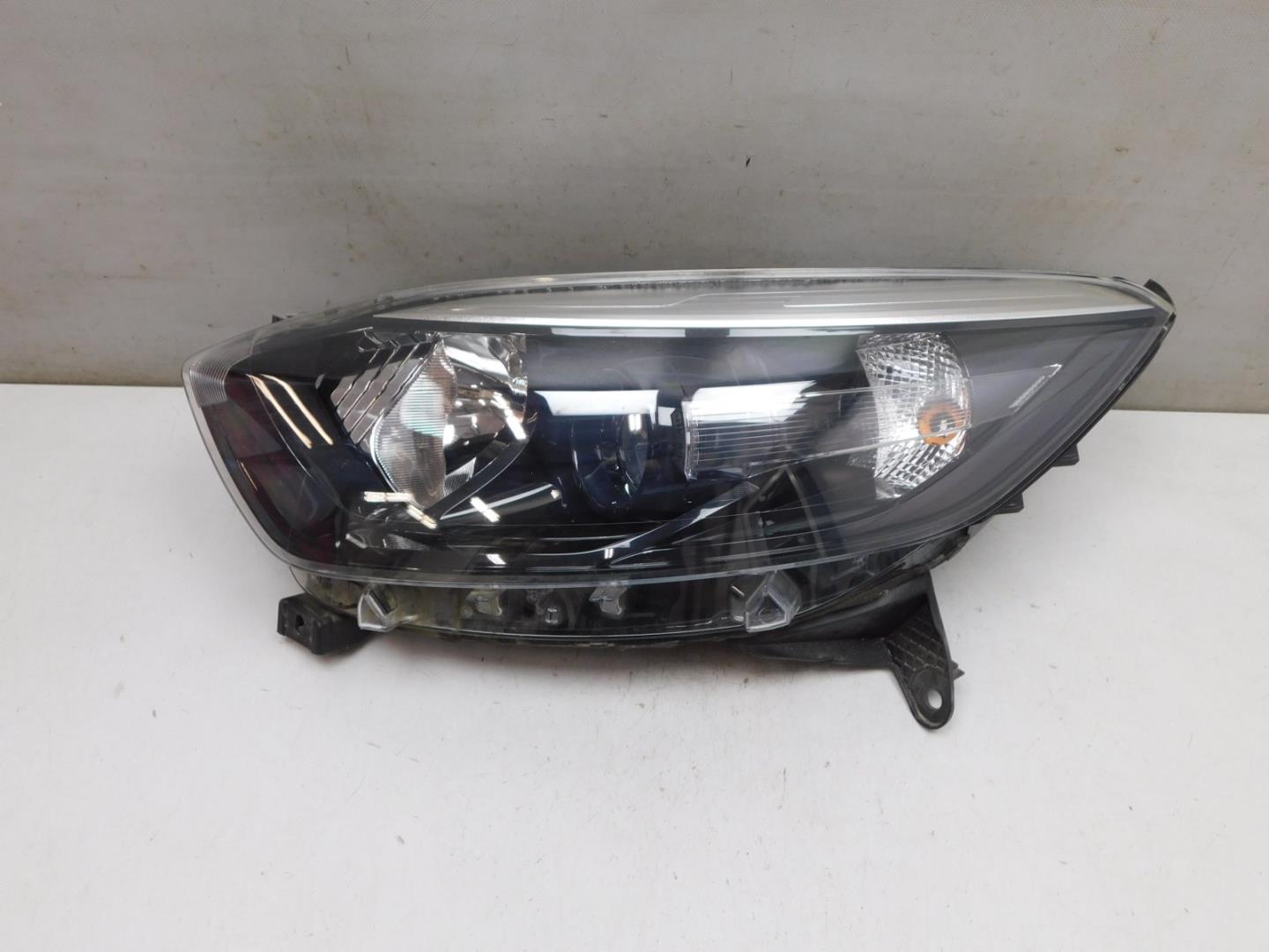 Фара левая