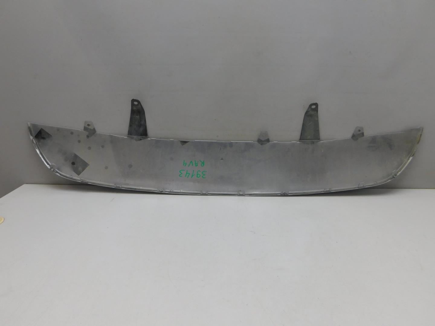 Накладка заднего бампера