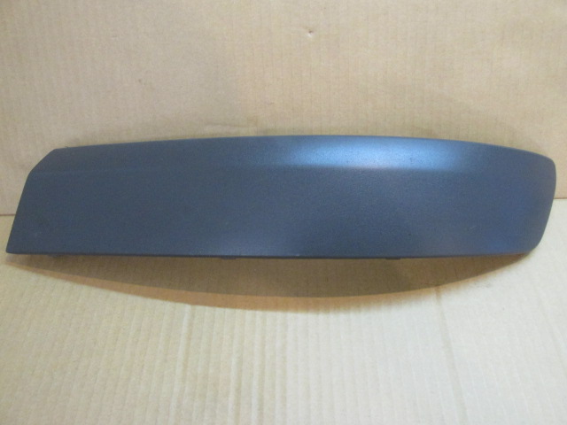 Накладка переднего бампера