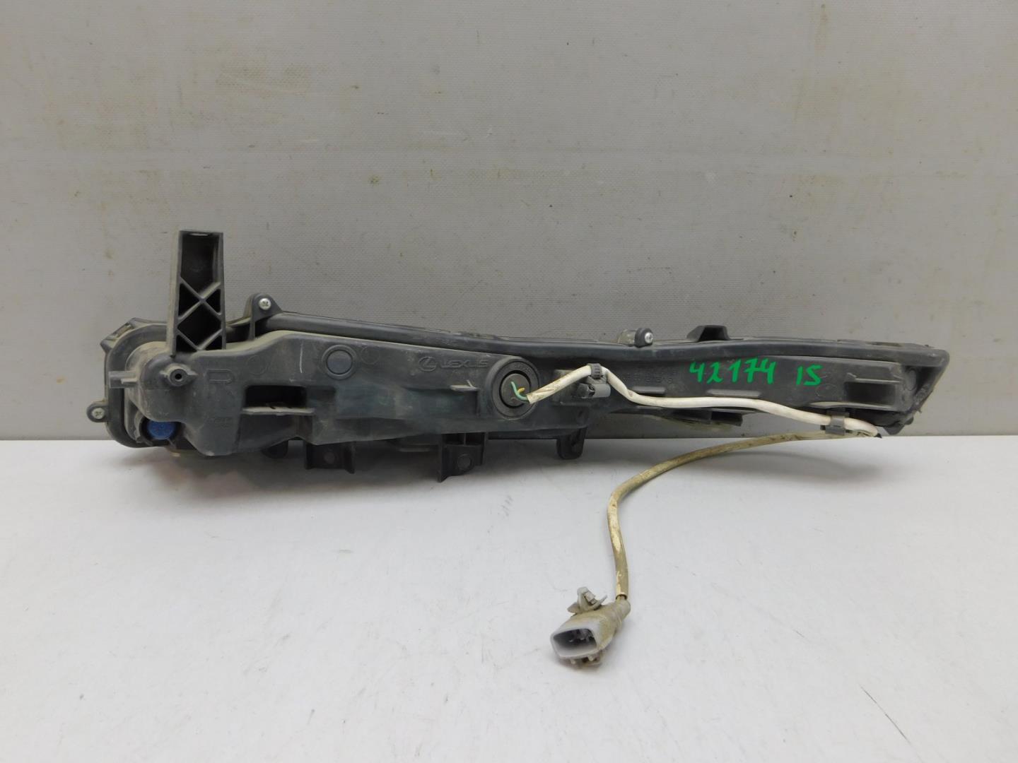 Габарит передний правый