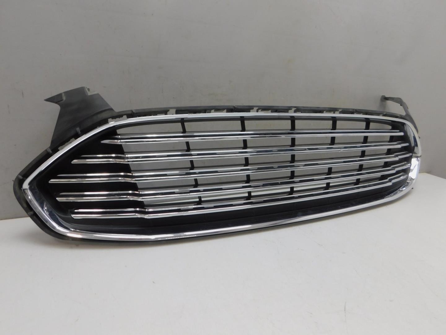 Решетка радиатора