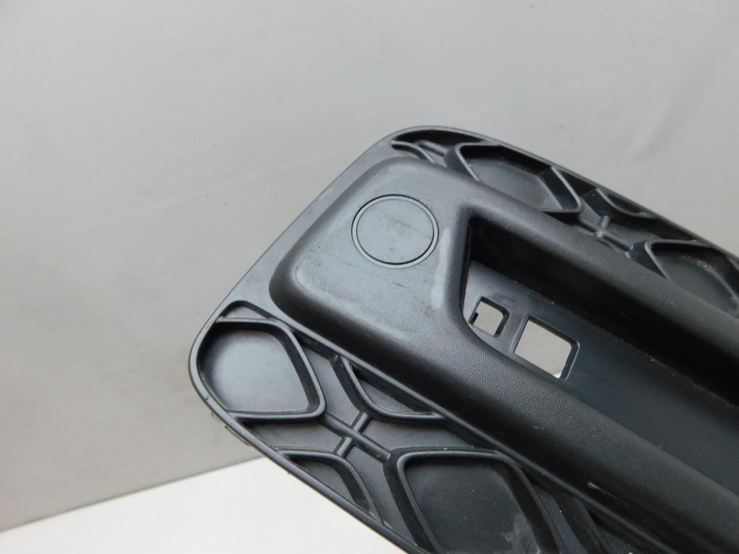 Накладка заднего бампера левая