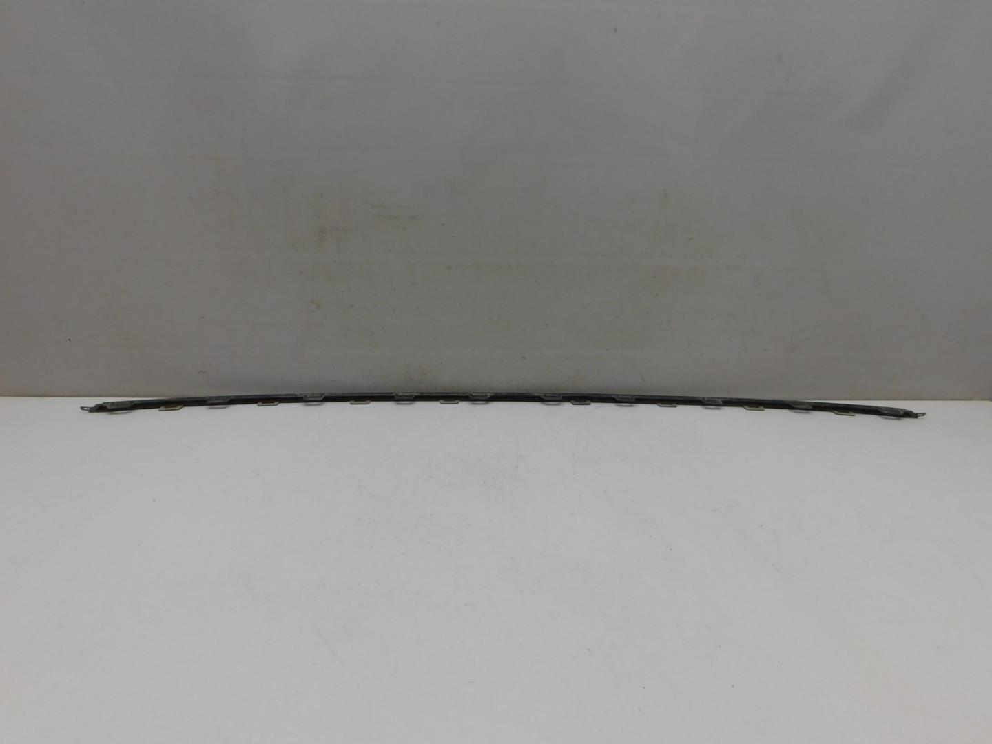 Молдинг заднего бампера