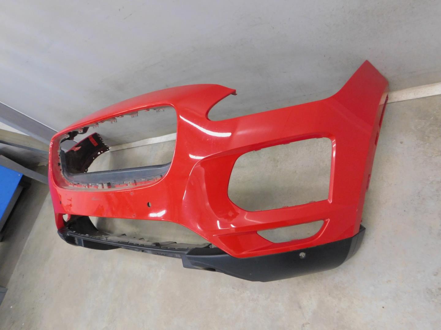 Бампер передний