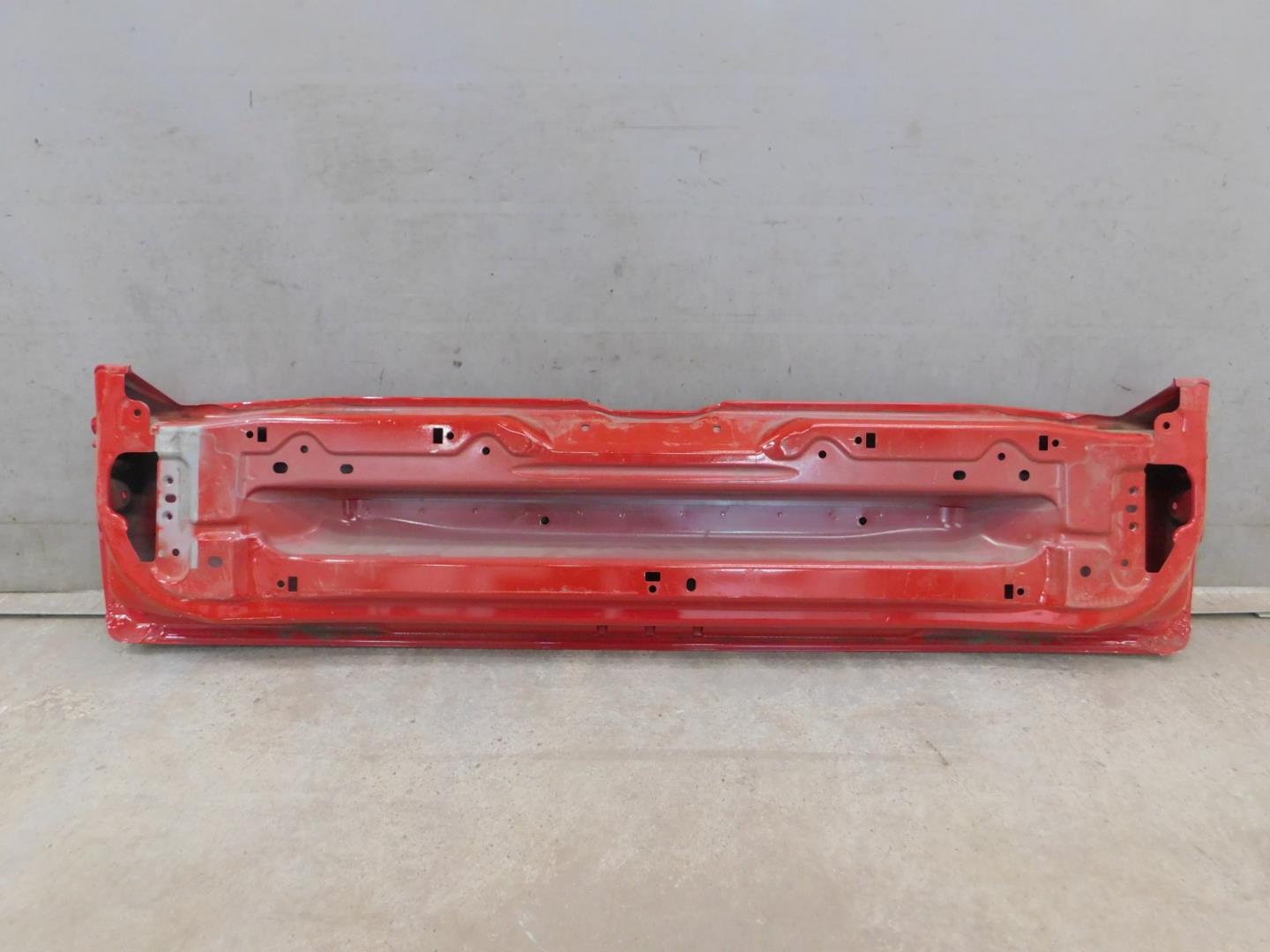 Дверь багажника нижняя (борт)