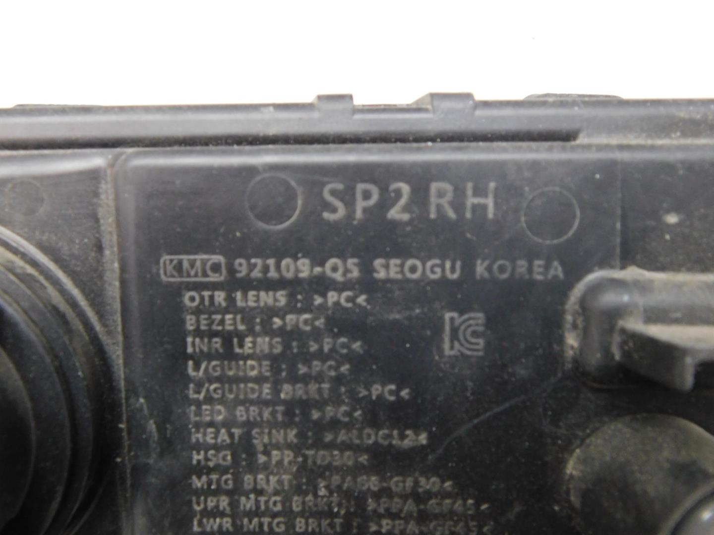 Габарит передний правый