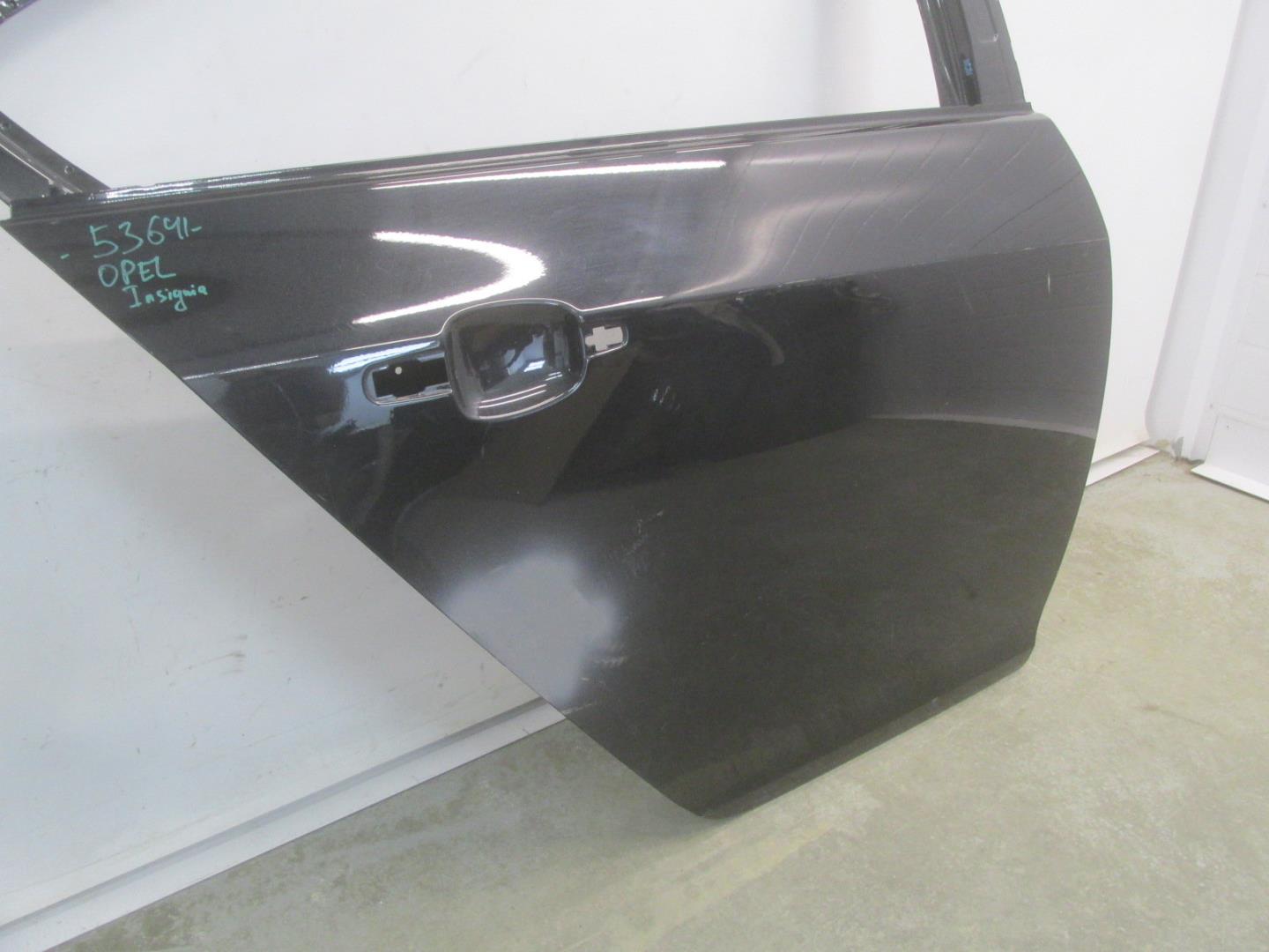 Дверь задняя правая