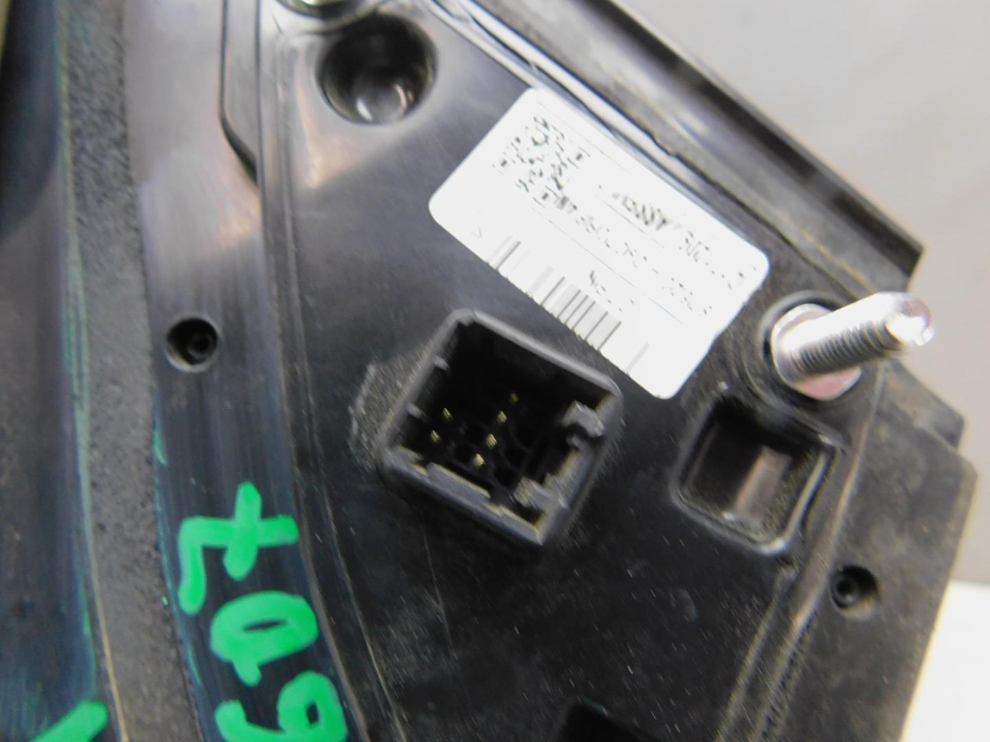 Зеркало правое электрическое