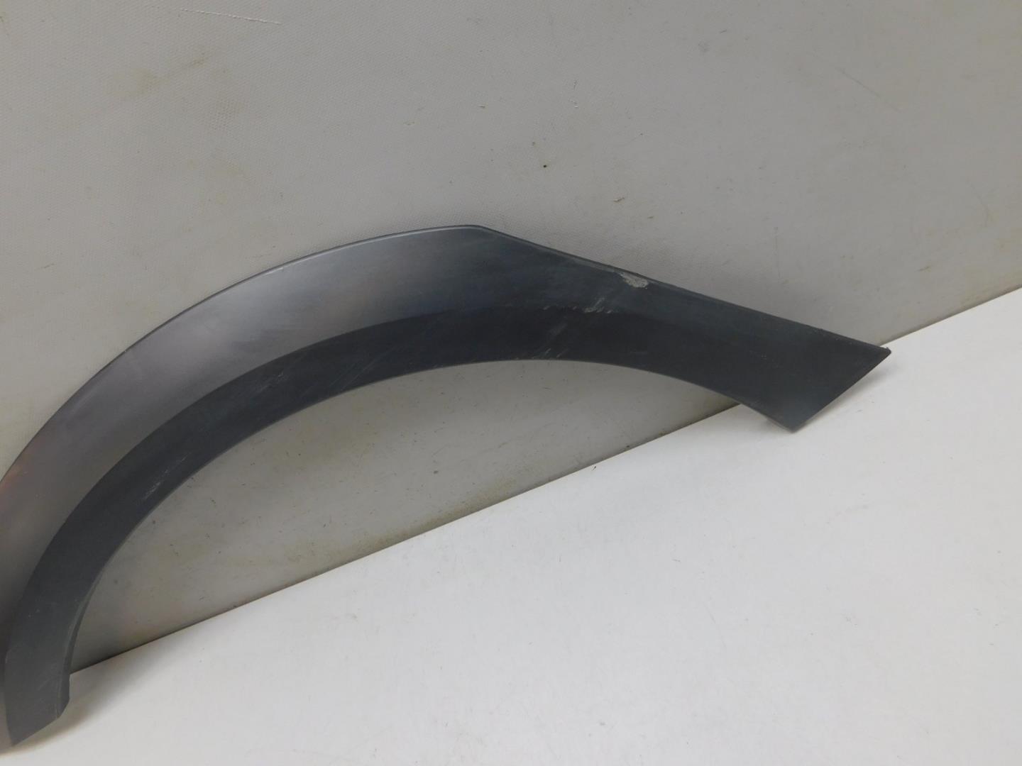 Накладка заднего крыла правого