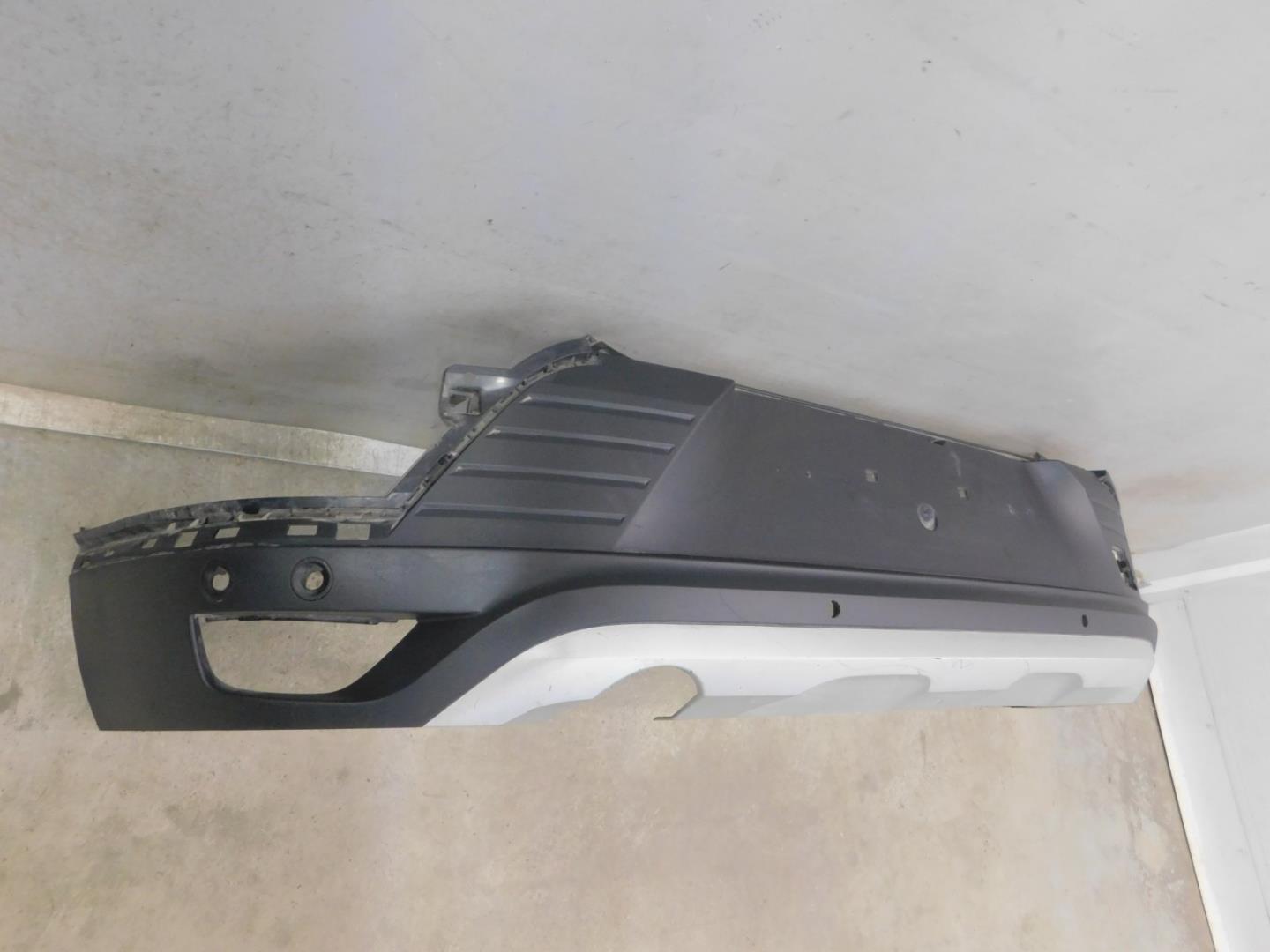 Бампер задний