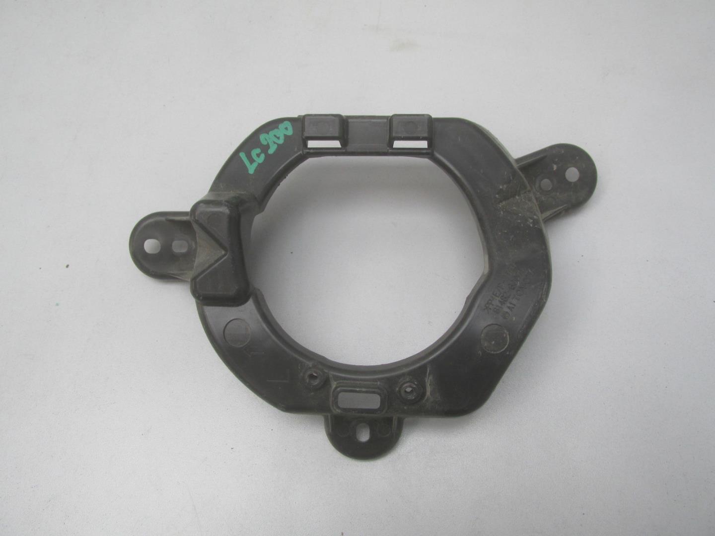 Кронштейн фары противотуманной левой