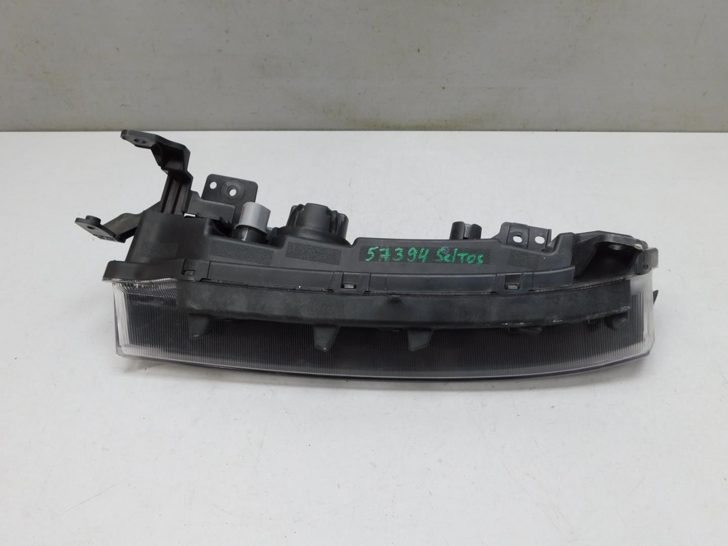 Габарит передний правый