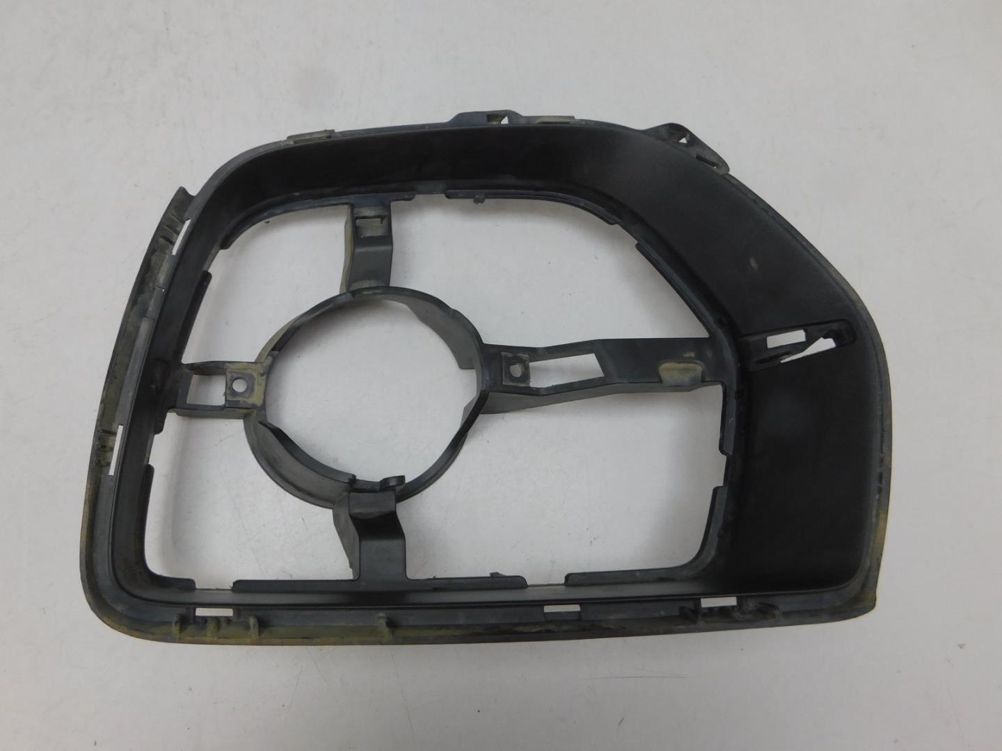 Кронштейн фары противотуманной левой для X6 E71 2008-2014