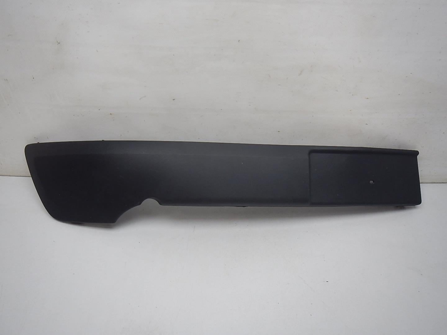 Накладка переднего бампера