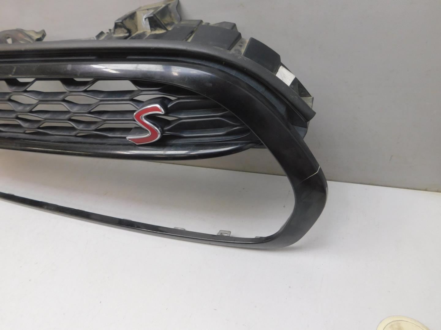 Решетка радиатора