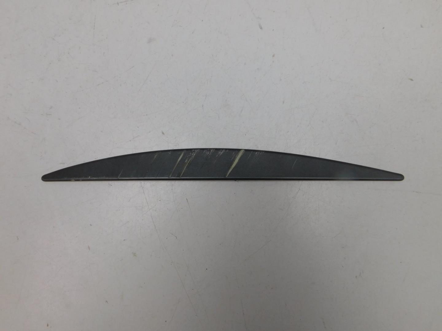 Накладка двери задней правой