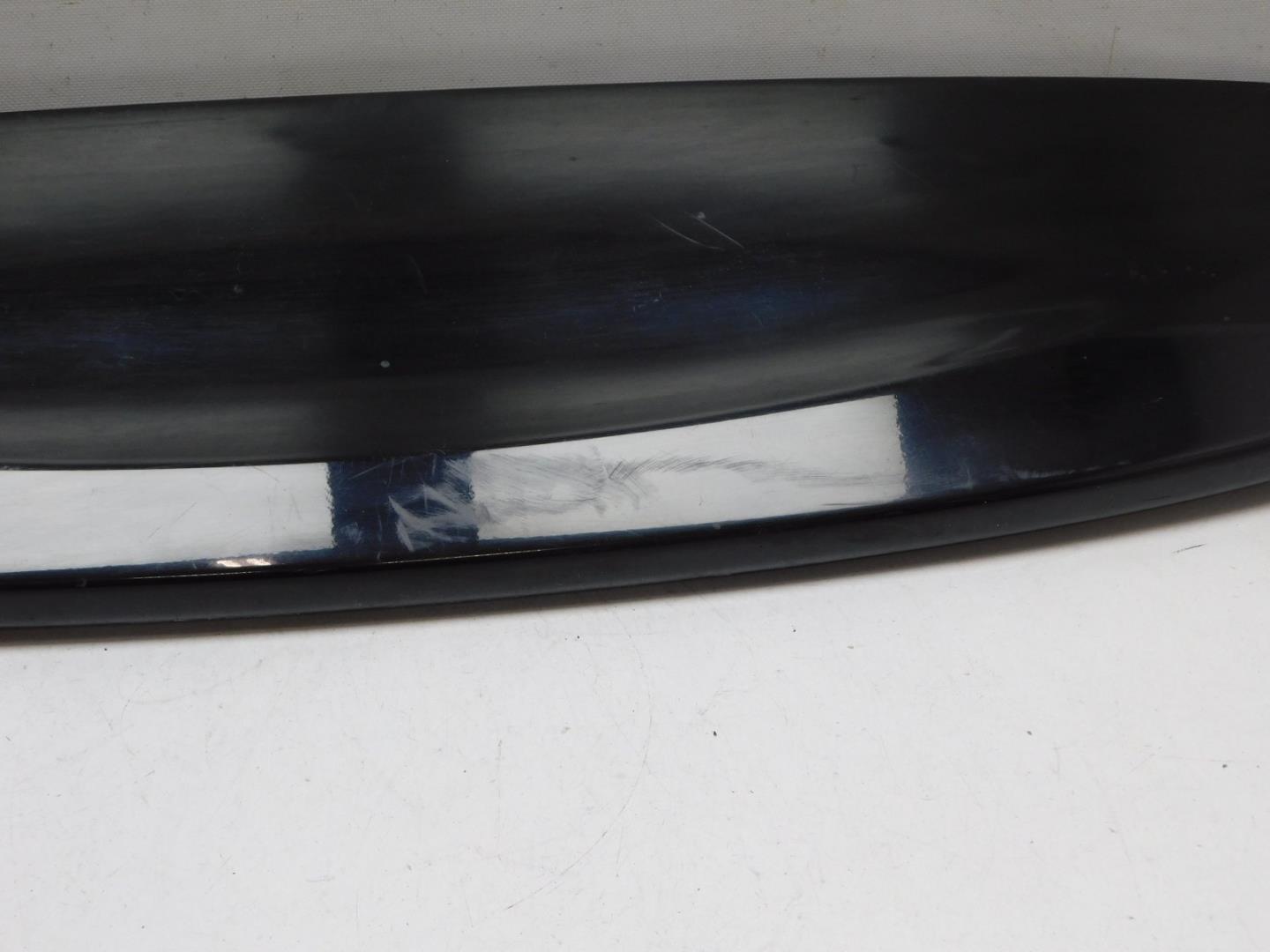 Спойлер (дефлектор) крышки багажника