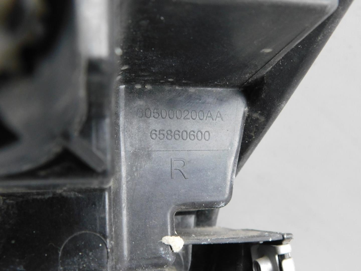 Фара правая