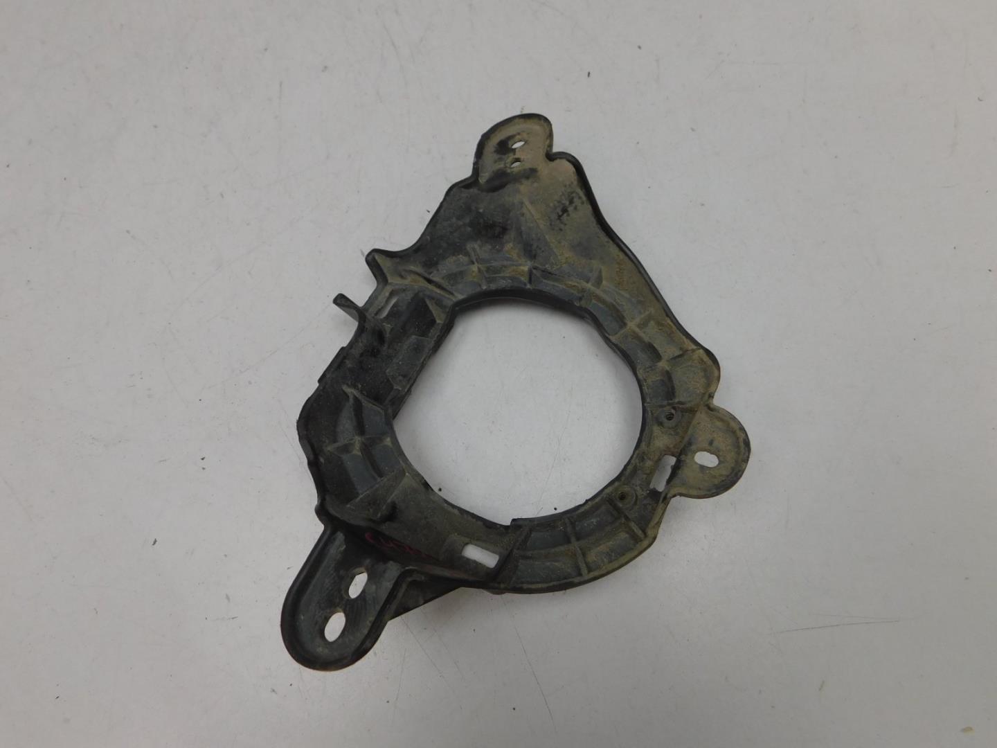 Кронштейн фары противотуманной правой