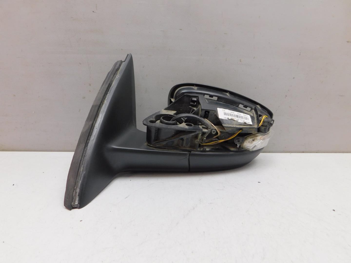 Зеркало левое электрическое