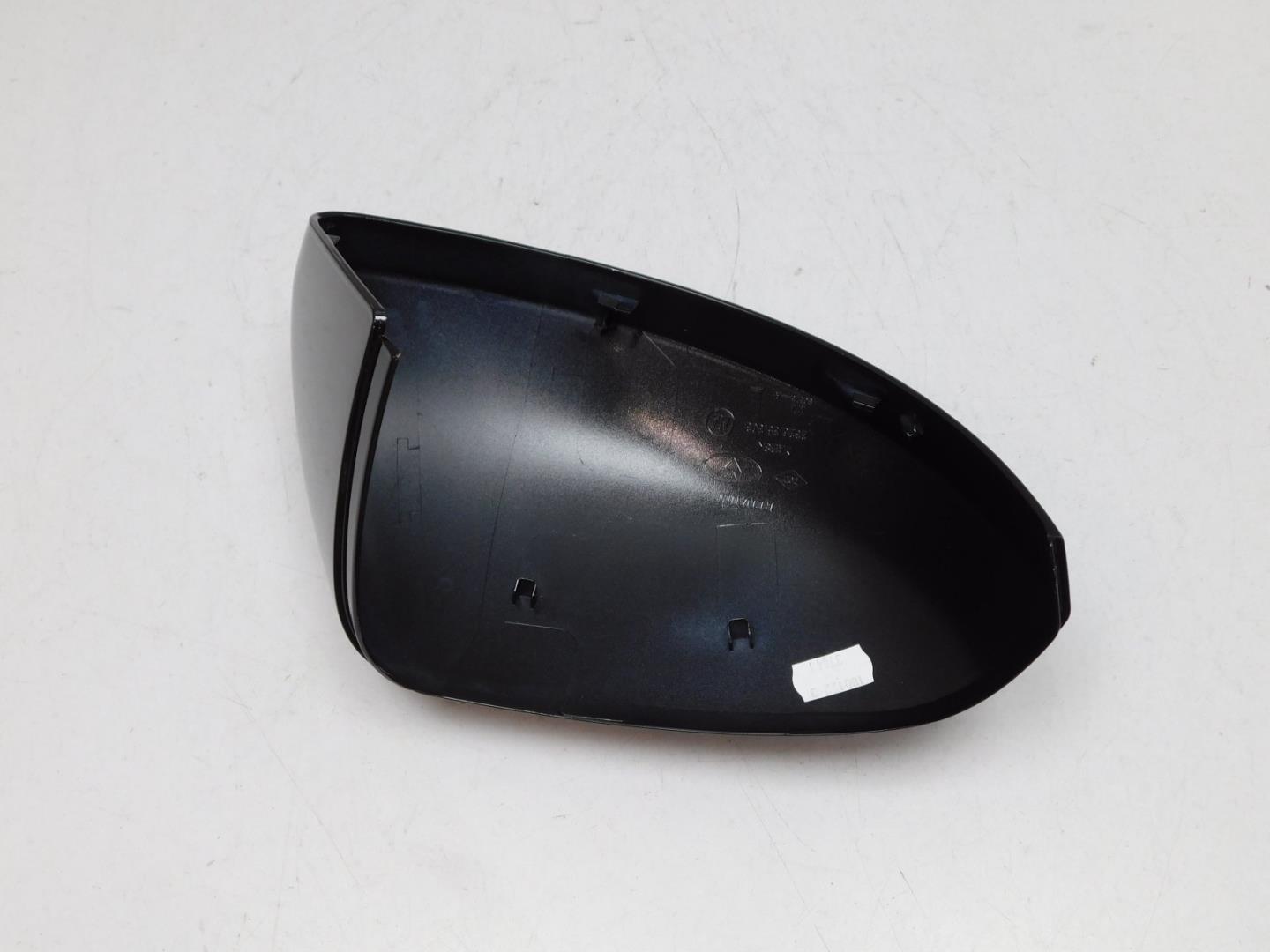 Накладка зеркала левого