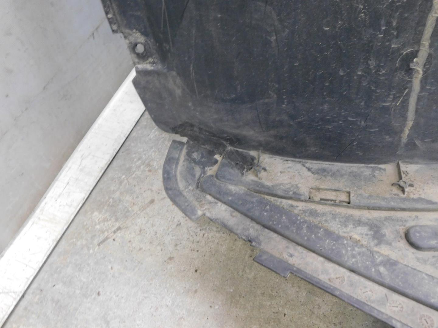 Локер передний правый