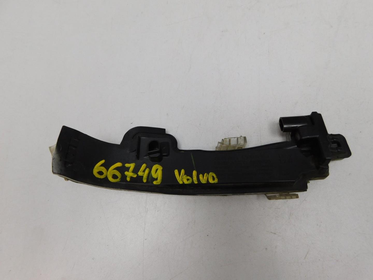 Указатель поворота левый