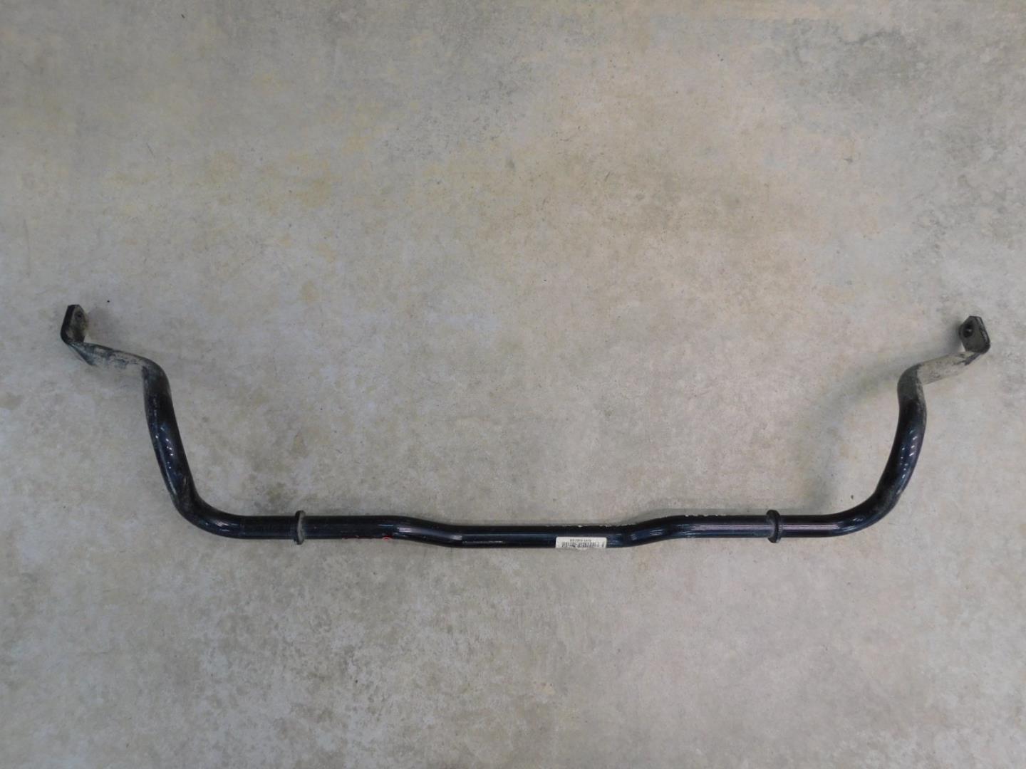 Стабилизатор передний