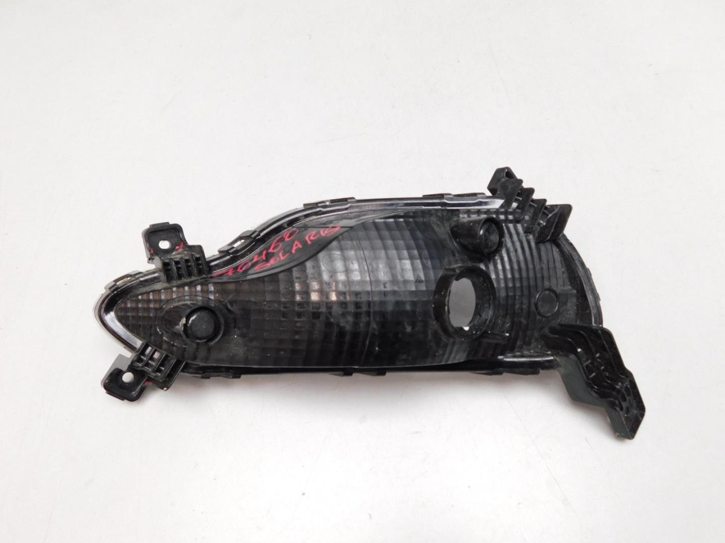 Фара противотуманная правая