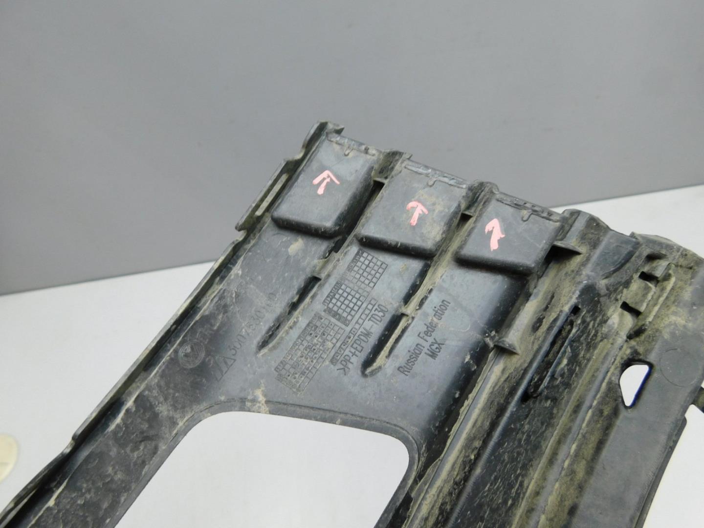 Решетка в бампер левая