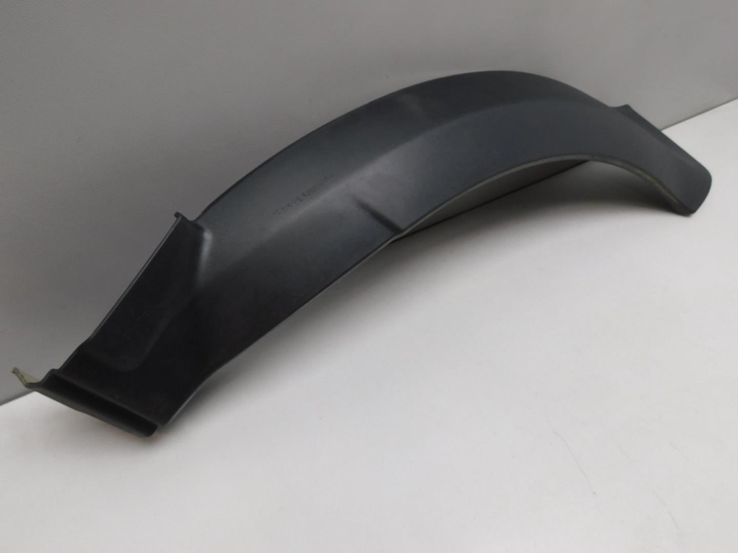 Накладка заднего крыла левого