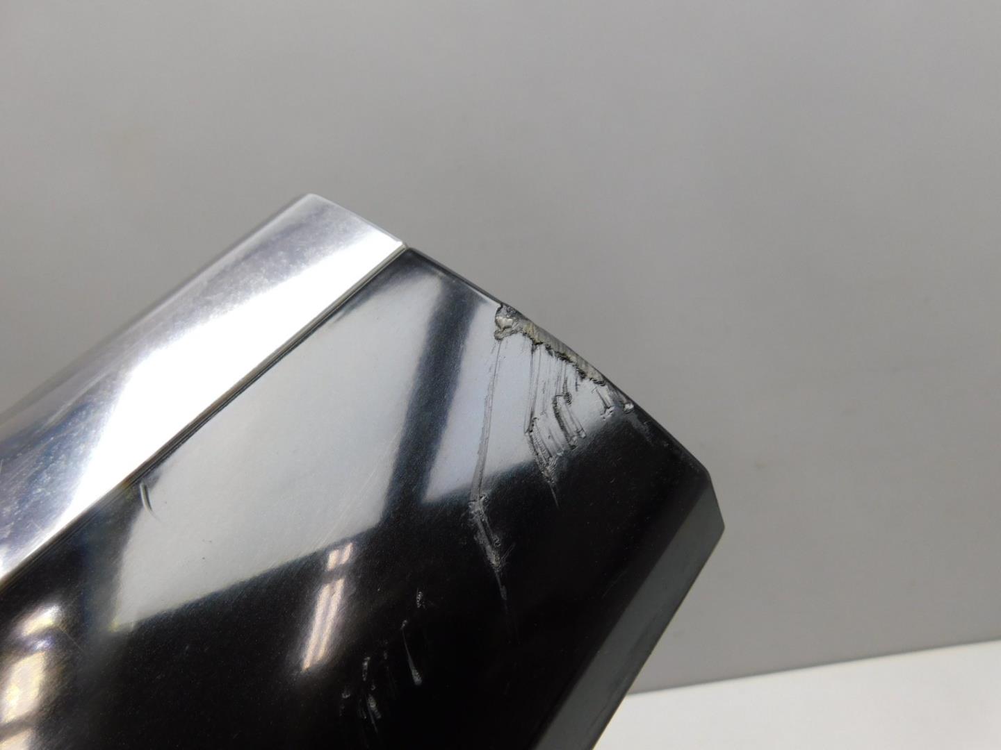 Накладка двери задней правой