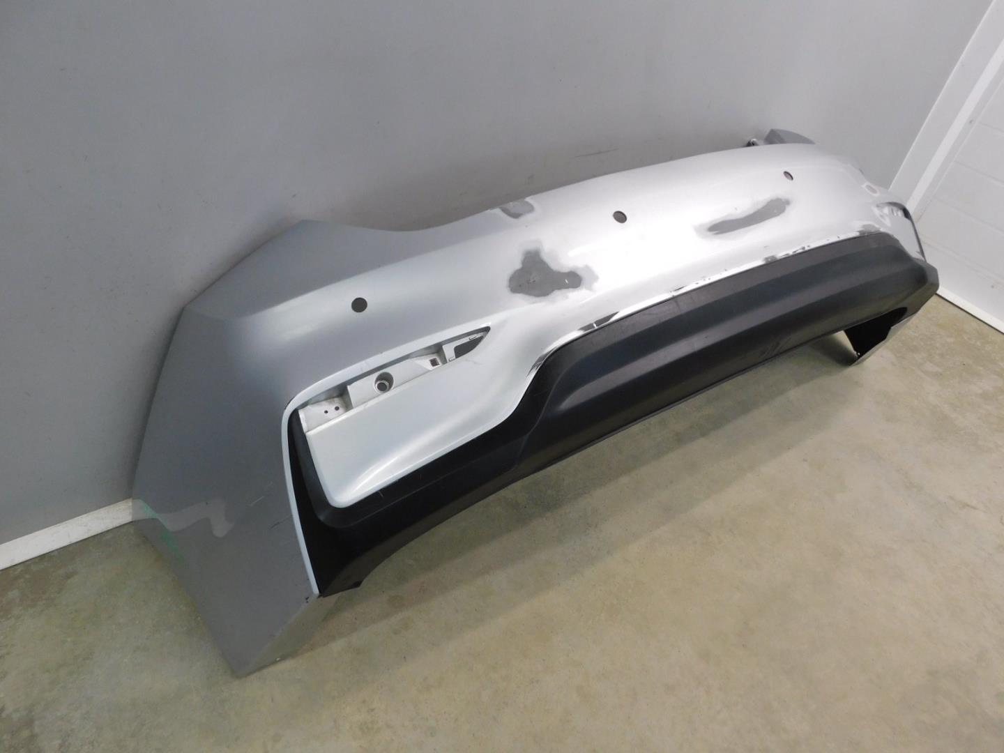 Бампер задний