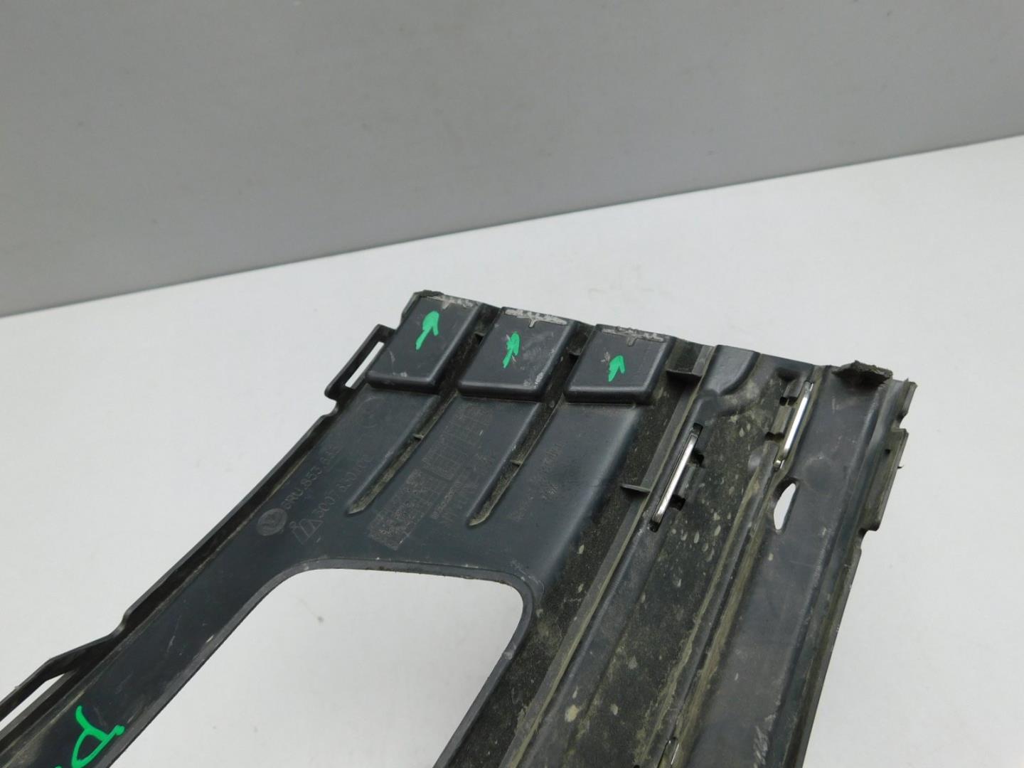 Решетка в бампер левая