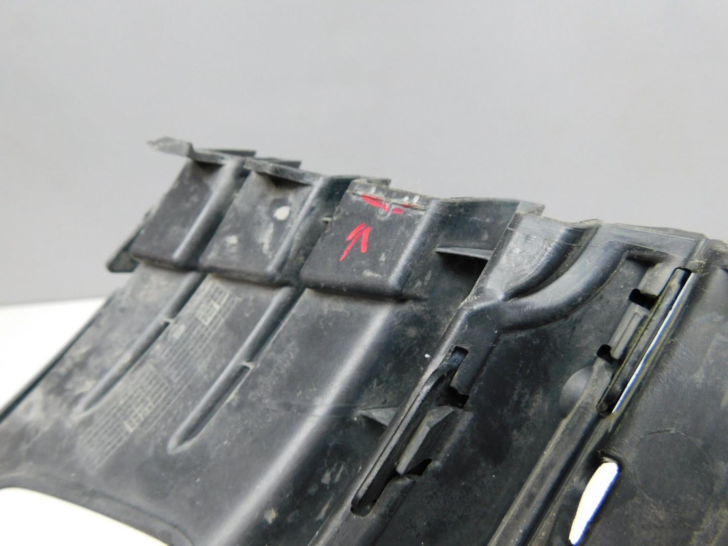 Решетка в бампер левая