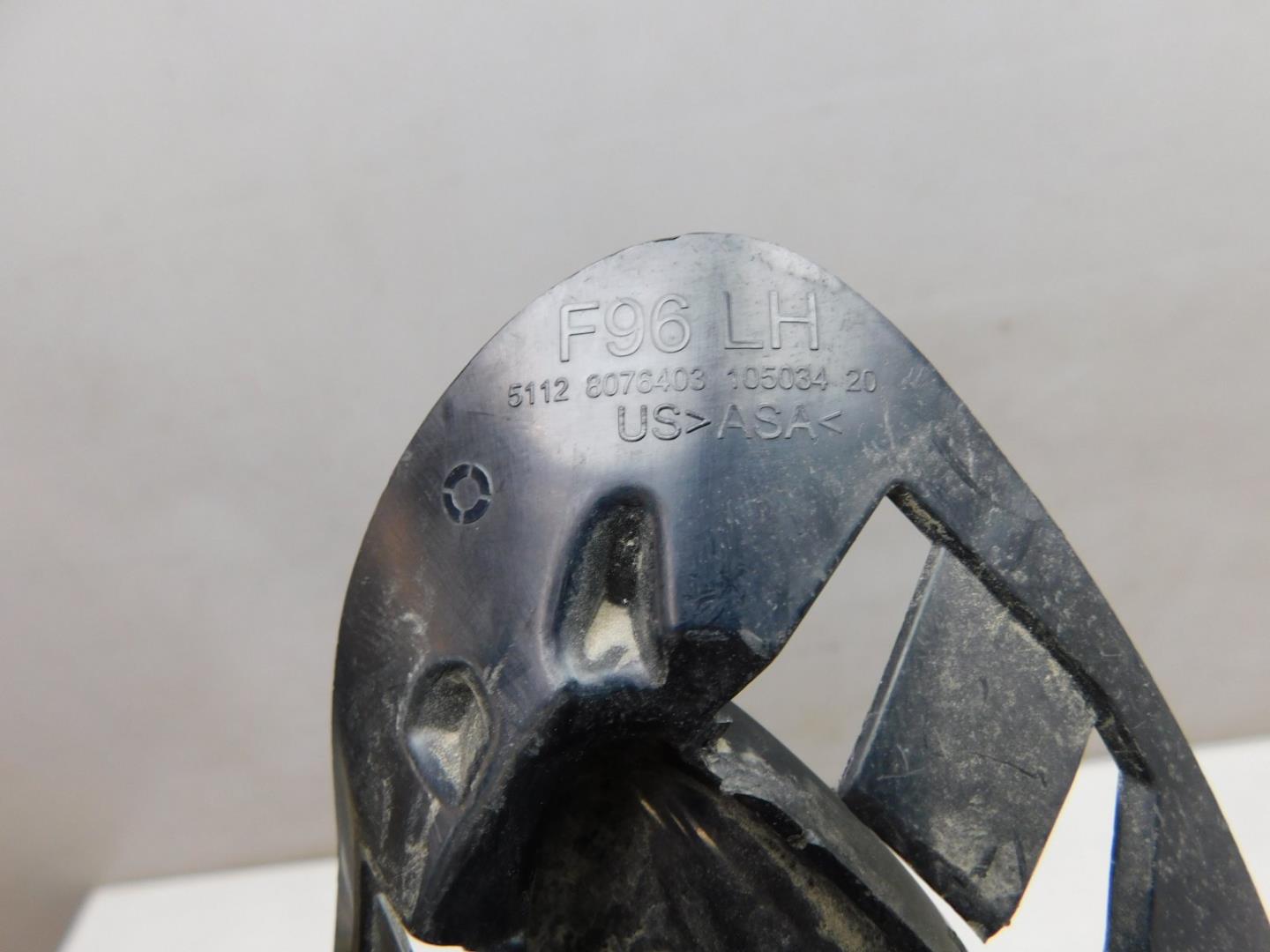 Накладка заднего бампера левая