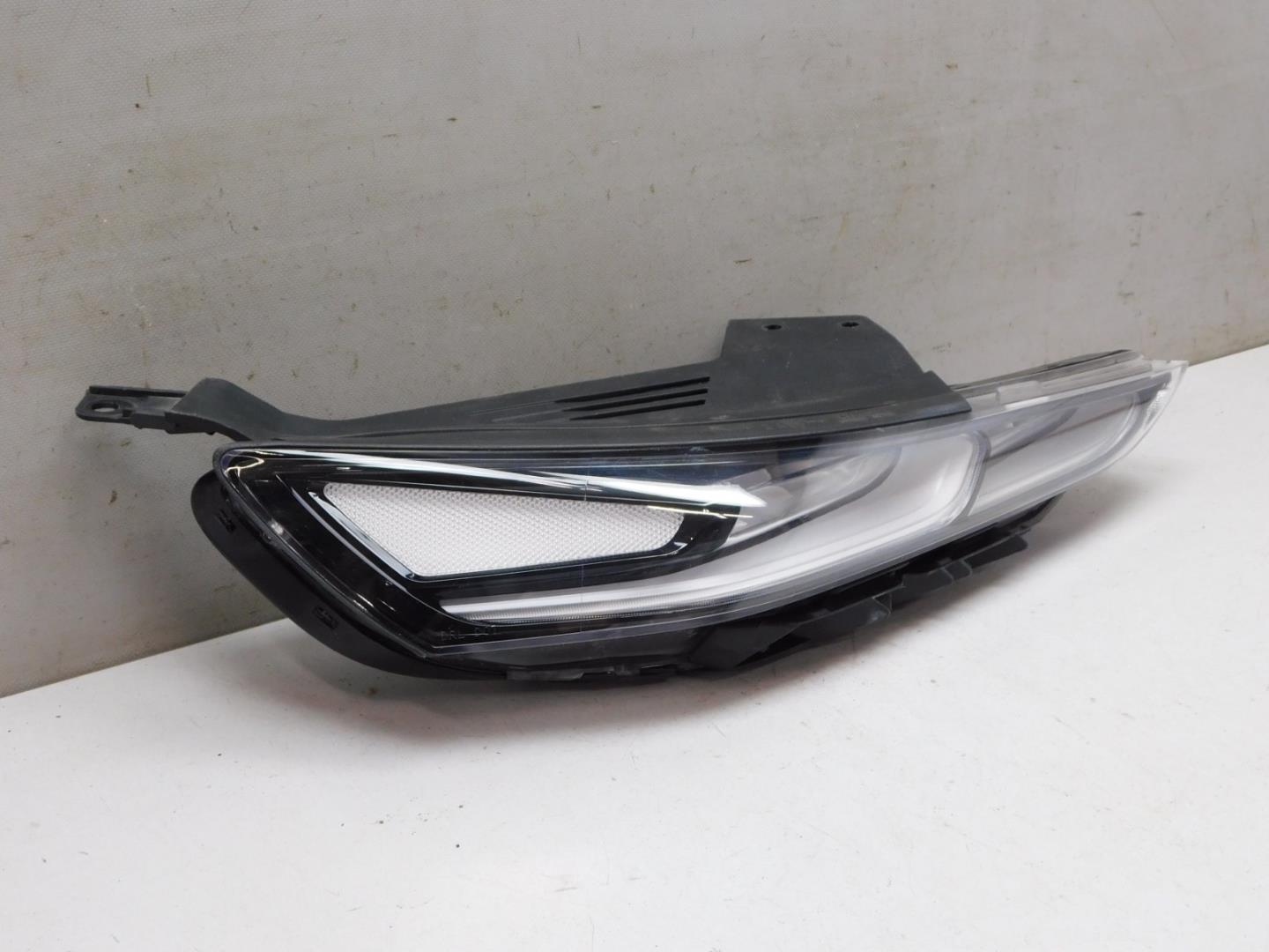 Габарит передний правый