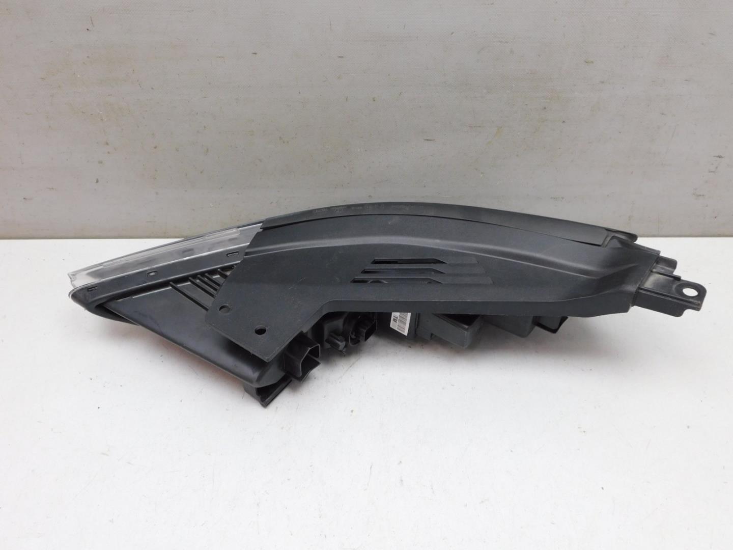 Габарит передний правый