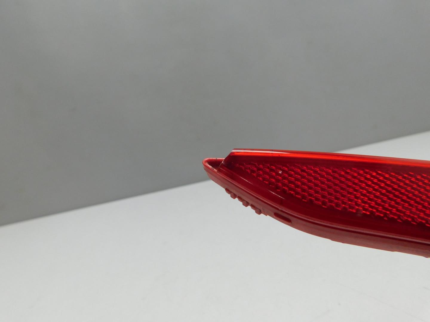 Фонарь задний в бампер правый