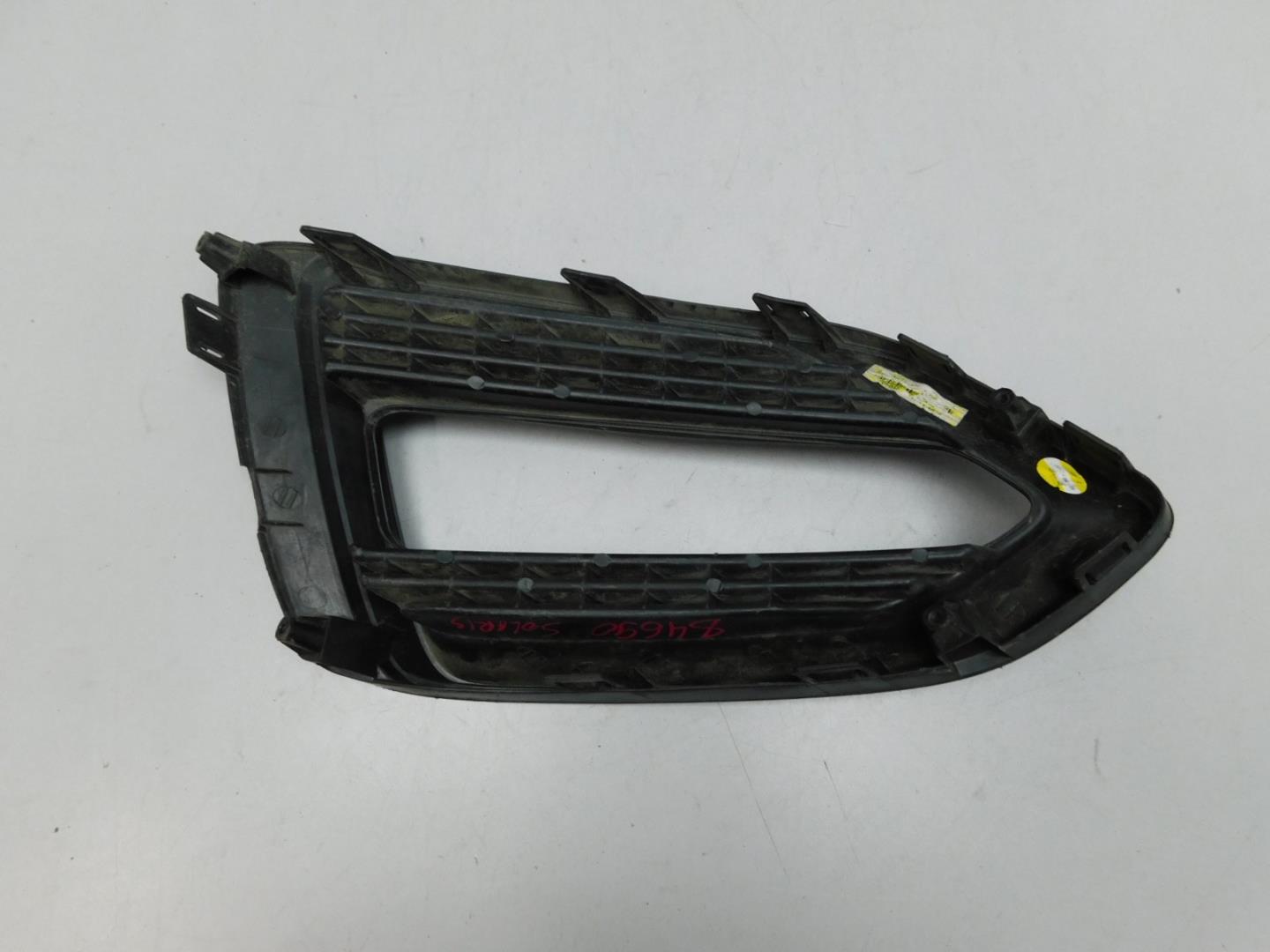 Решетка в бампер правая