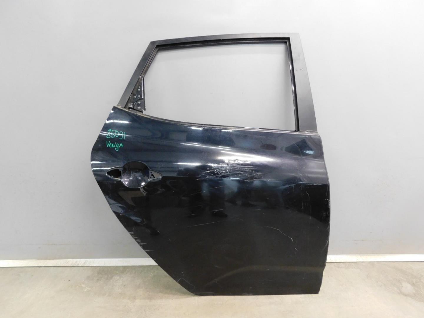 Дверь задняя правая