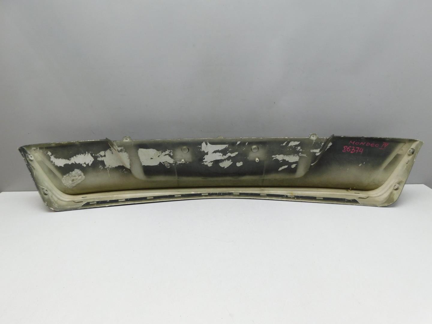 Накладка двери багажника