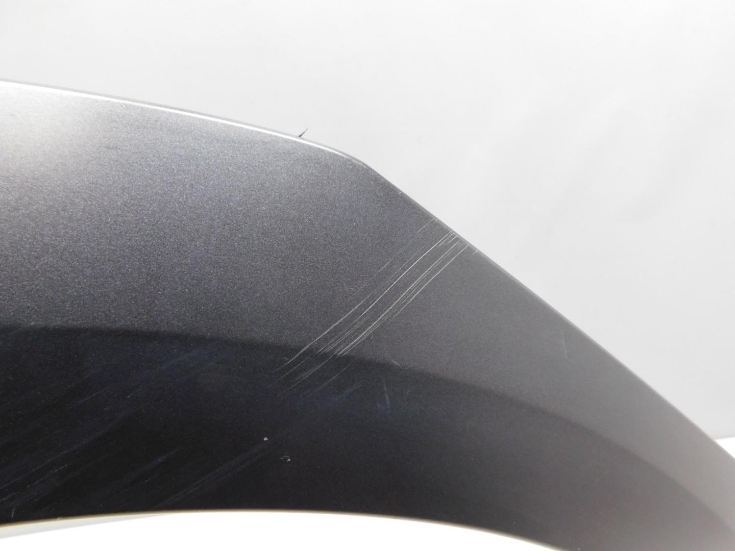 Накладка заднего крыла правого