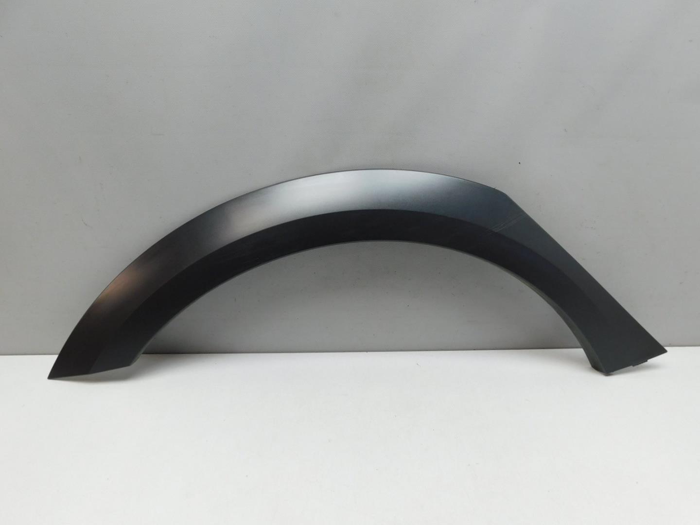 Накладка заднего крыла правого